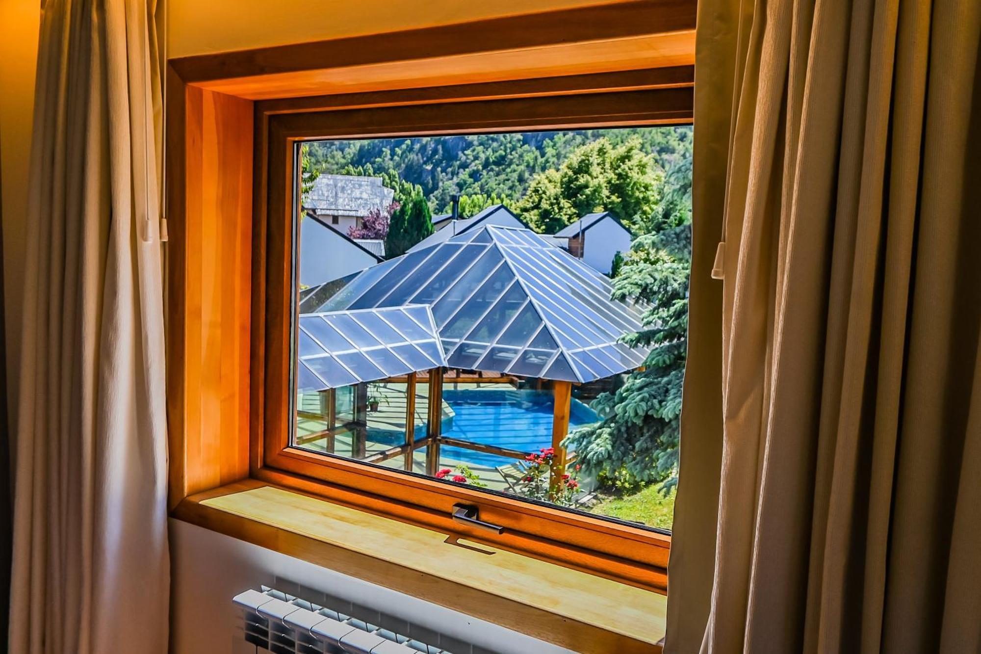 Hotel & Spa La Cheminee San Martín de los Andes 外观 照片