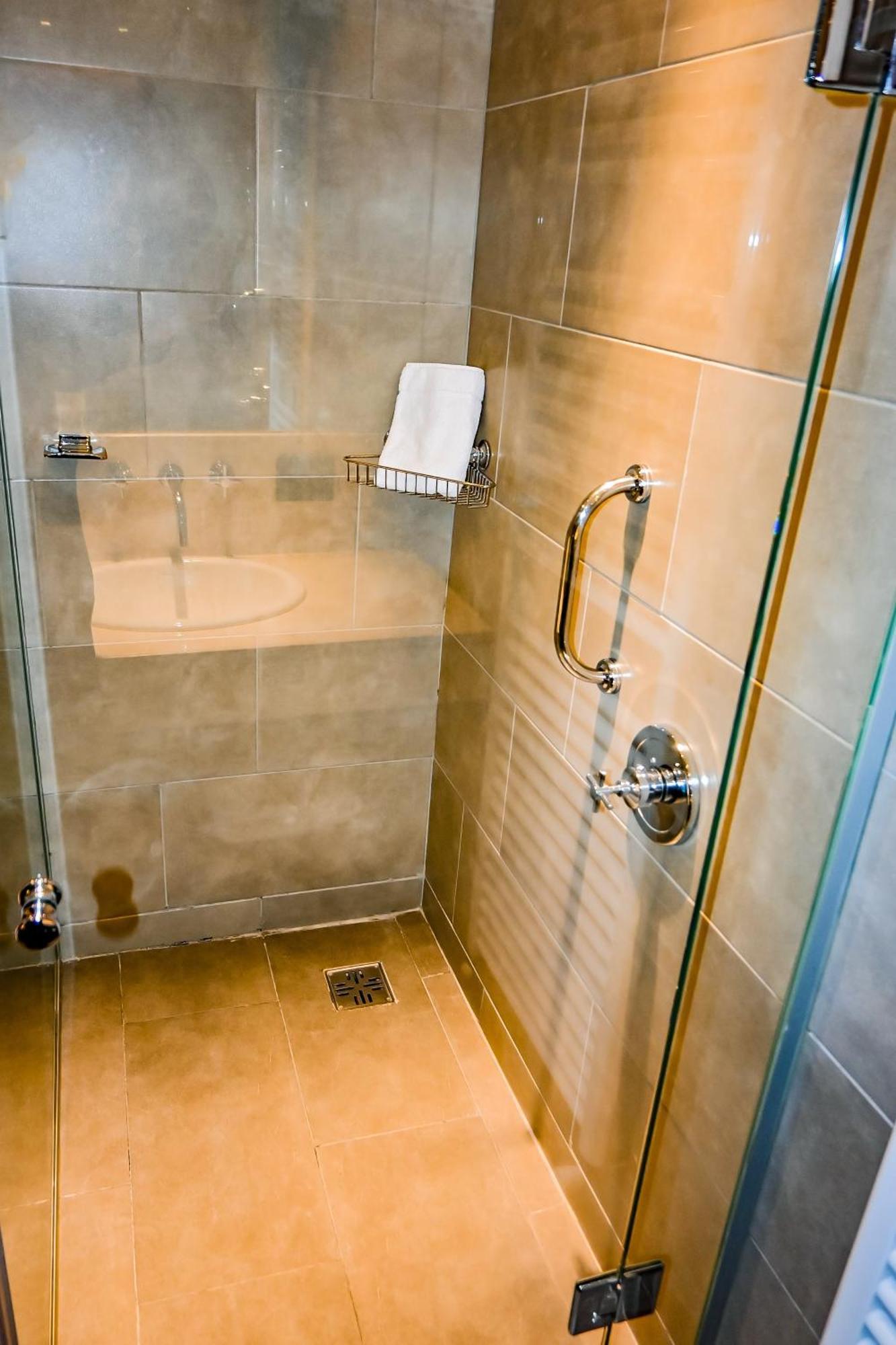 Hotel & Spa La Cheminee San Martín de los Andes 外观 照片
